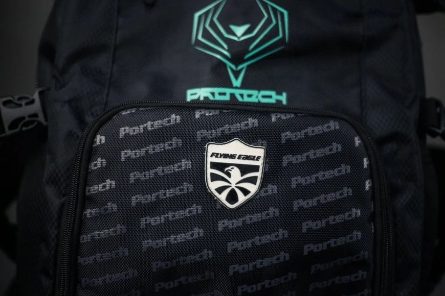 Рюкзак для роликових ковзанів Flying Eagle PORTECH Backpack Medium portech-2ed-med-pink фото