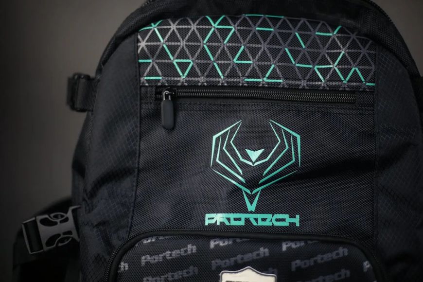 Рюкзак для роликових ковзанів Flying Eagle PORTECH Backpack Medium portech-2ed-med-pink фото